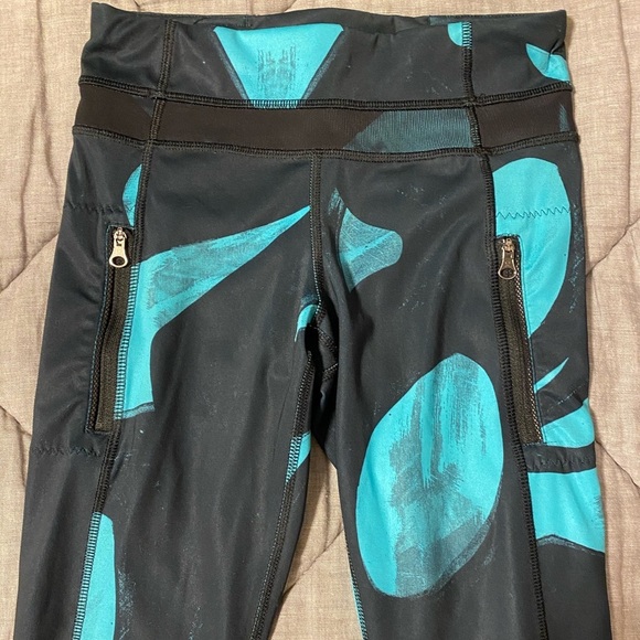 Lululemon Leggings - Picture 4 of 15